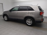 Used 2015 Kia Sorento LX image 3