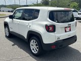 Used 2023 Jeep Renegade Latitude image 3
