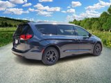 Certified 2020 Chrysler Pacifica Touring-L w/ S Appearance Package image 4