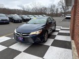 Used 2017 Toyota Camry XLE image 5