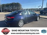 Used 2022 Toyota Corolla LE image 3