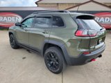 Used 2021 Jeep Cherokee Trailhawk image 5