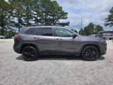 Used 2019 Jeep Cherokee Latitude Plus image 2