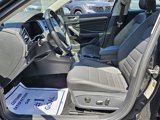 Certified 2024 Volkswagen Jetta SE image 5