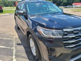 New 2025 Ford Explorer Active image 2