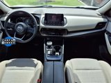 Used 2021 Nissan Rogue SV image 3