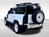 Used 2022 Land Rover Defender 90 image 3