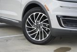Used 2020 Lincoln Nautilus Reserve w/ Equipment Group 201A image 2