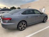 Used 2022 Volkswagen Passat 2.0T SE image 5