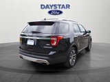 Used 2017 Ford Explorer Platinum image 3