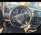 Used 2019 Dodge Grand Caravan SE w/ UConnect Hands-Free Group image 4
