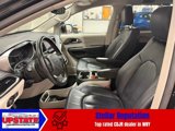Used 2020 Chrysler Pacifica Touring-L image 3