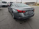Used 2024 Nissan Altima 2.5 SV image 3