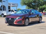 Used 2024 Nissan Altima 2.5 SV image 3