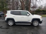 Used 2017 Jeep Renegade Latitude w/ Cold Weather Group image 2