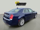 Used 2017 Chrysler 300 Limited image 5