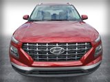 Used 2024 Hyundai Venue SEL image 2