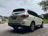 Used 2015 Nissan Pathfinder SL image 6