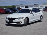 Used 2017 BMW 320i xDrive Sedan image 3