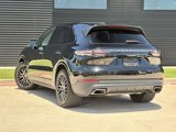 Used 2022 Porsche Cayenne image 3