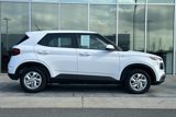 Certified 2025 Hyundai Venue SE image 3