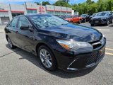 Used 2017 Toyota Camry SE image 3