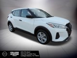 Used 2021 Nissan Kicks S image 3