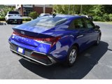 New 2025 Hyundai Elantra SE image 4