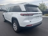 Used 2022 Jeep Grand Cherokee Limited image 3