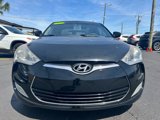 Used 2013 Hyundai Veloster w/ Style Pkg image 3