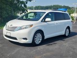 Used 2015 Toyota Sienna LE image 3