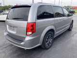 Used 2017 Dodge Grand Caravan SXT w/ Driver Convenience Group image 3