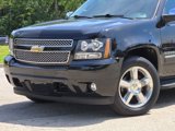 Used 2010 Chevrolet Suburban LTZ image 2