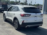 Used 2022 Ford Escape SE image 4