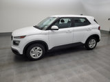 Used 2021 Hyundai Venue SE image 2