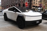 Used 2024 Tesla Cybertruck AWD Crew Cab image 3