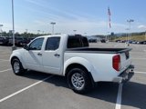 Used 2019 Nissan Frontier SV image 3