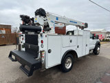 Used 2006 Ford F550 4x4 Regular Cab Super Duty image 4