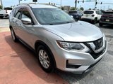 Used 2018 Nissan Rogue SV image 3