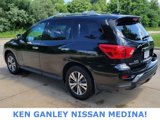 Used 2019 Nissan Pathfinder S image 5