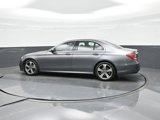 Used 2019 Mercedes-Benz E 300 image 4