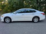 Used 2014 Nissan Altima 2.5 S image 2