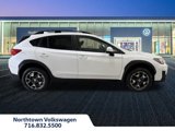 Used 2018 Subaru Crosstrek 2.0i Premium w/ Eyesight System image 2
