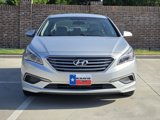 Used 2017 Hyundai Sonata SE image 2