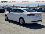 Used 2018 Ford Fusion SE image 4