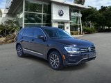 Used 2020 Volkswagen Tiguan SE w/ Panoramic Sunroof Package image 3