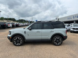 Used 2021 Ford Bronco Sport Outer Banks w/ Outer Banks Package (96D) image 2