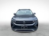 Used 2022 Volkswagen Taos SE image 2