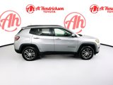 Used 2018 Jeep Compass Latitude image 2