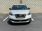 Used 2020 Nissan Kicks SR image 3